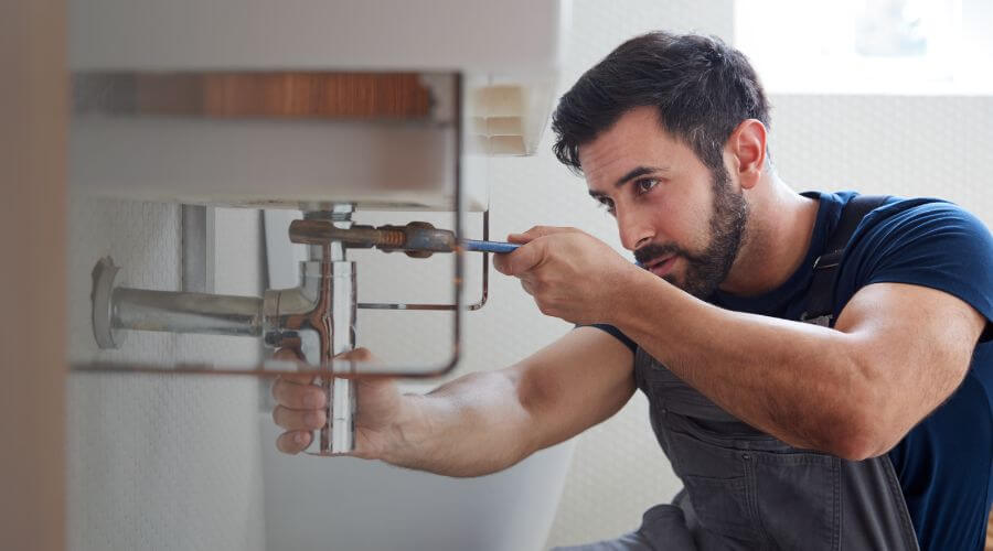 Local tankless water heater installation in Hagerstown, IN
